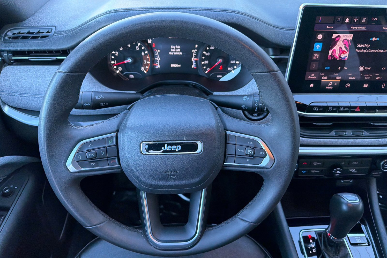 Used 2024 Jeep Compass Latitude image 11