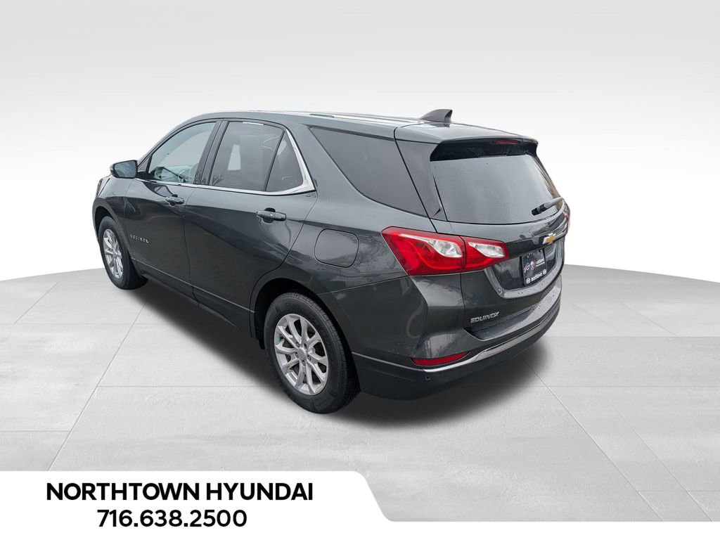 Used 2018 Chevrolet Equinox LT image 2