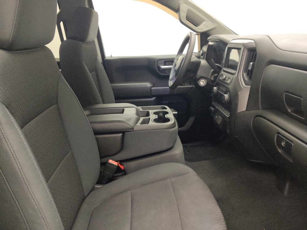 Used 2019 Chevrolet Silverado 1500 Custom w/ Custom Value Package AWD/4WD image 21