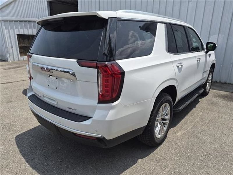 Used 2024 GMC Yukon SLT AWD/4WD image 36