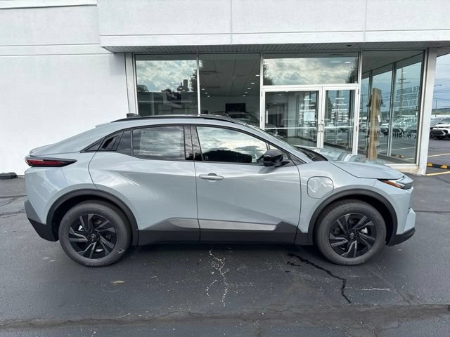 New 2026 Toyota C-HR AWD/4WD image 8