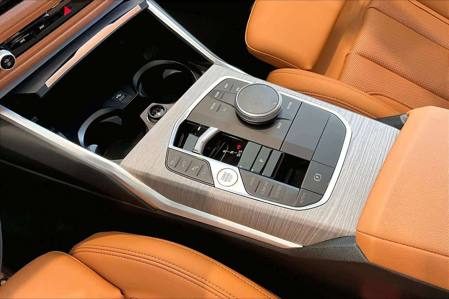 New 2026 BMW 330i Sedan w/ M Sport Package RWD image 8