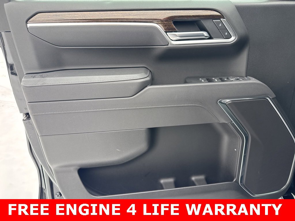 Used 2025 GMC Sierra 1500 Elevation image 6