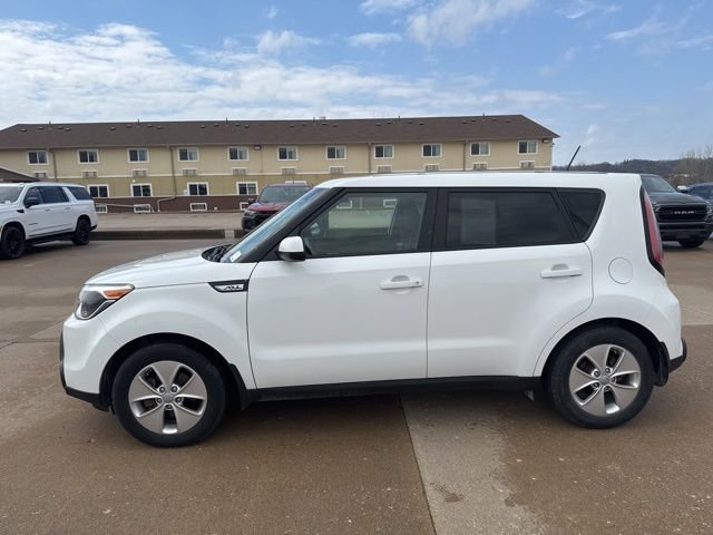 Used 2016 Kia Soul image 6