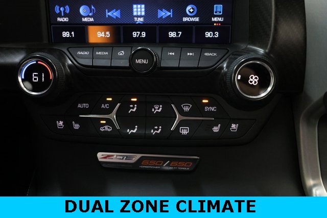 Used 2016 Chevrolet Corvette Z06 w/ 3LZ Preferred Equipment Group image 31