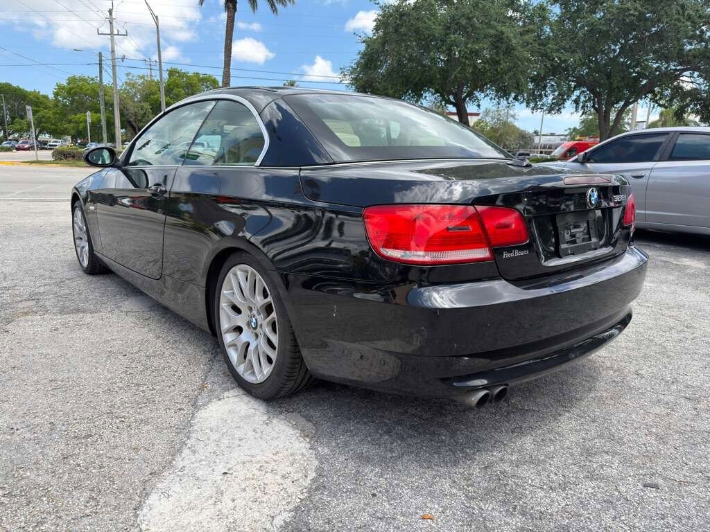 Used 2009 BMW 328i Convertible RWD image 3