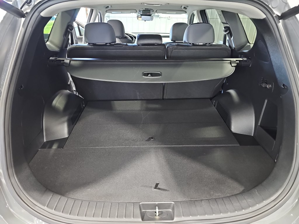 Used 2023 Hyundai Santa Fe SEL AWD/4WD image 12