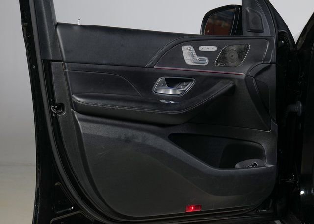 Used 2022 Mercedes-Benz GLS 450 4MATIC image 27
