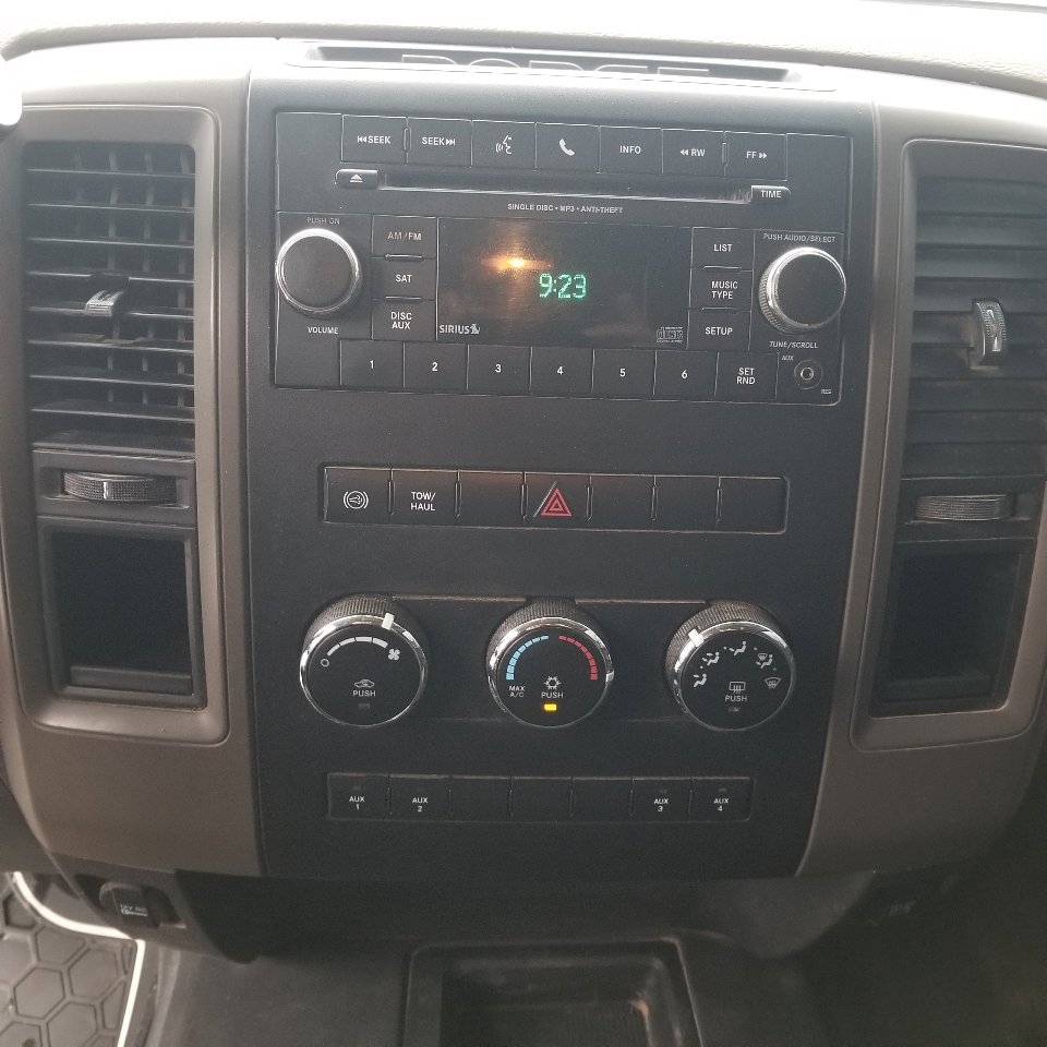 Used 2012 RAM 3500 ST w/ ST Decor Group image 15