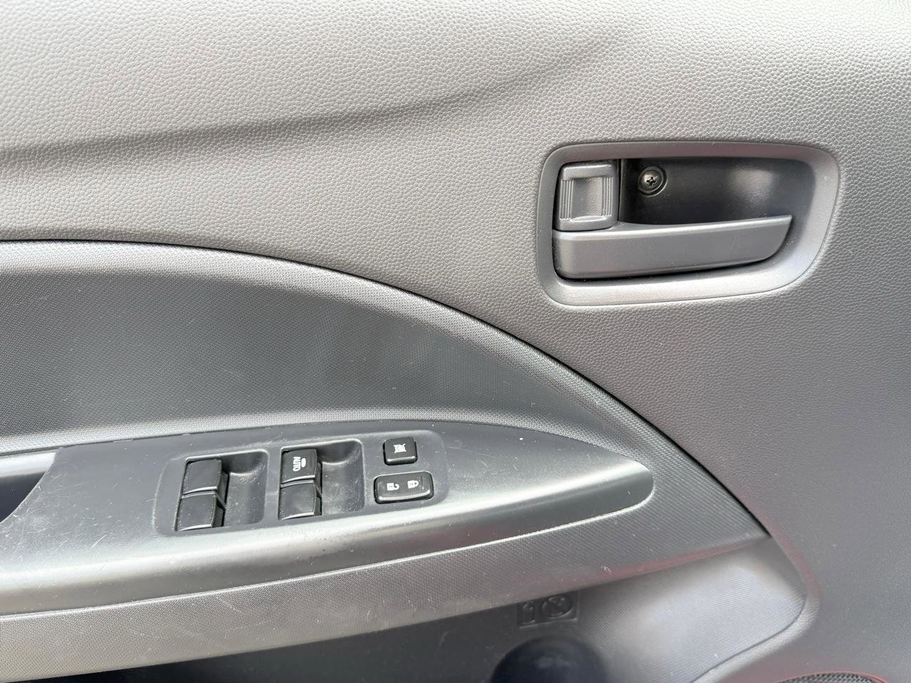 Used 2024 Mitsubishi Mirage ES image 15