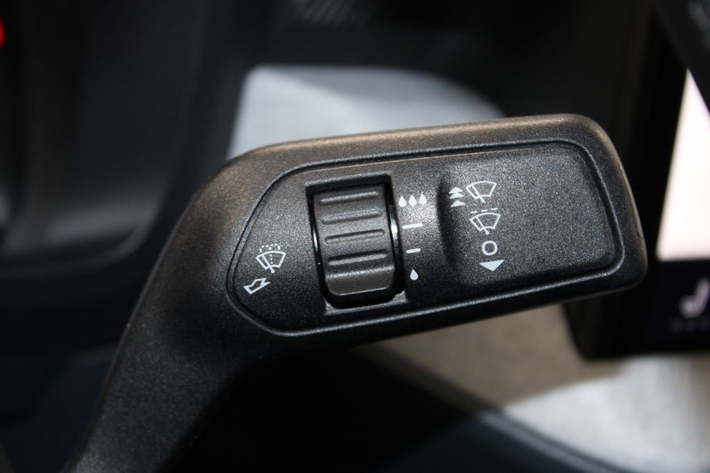 New 2026 Ford Maverick XLT image 36