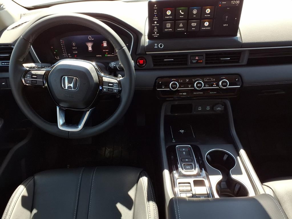 New 2026 Honda Pilot Touring image 12