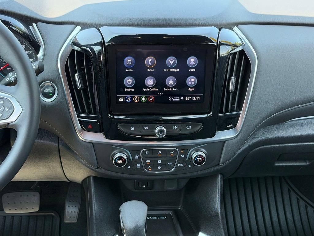 Used 2023 Chevrolet Traverse LT AWD/4WD image 28