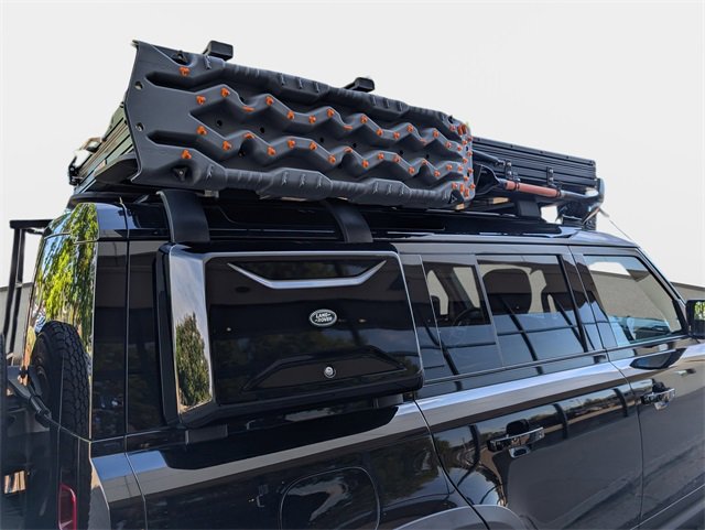 Used 2023 Land Rover Defender 110 S image 11