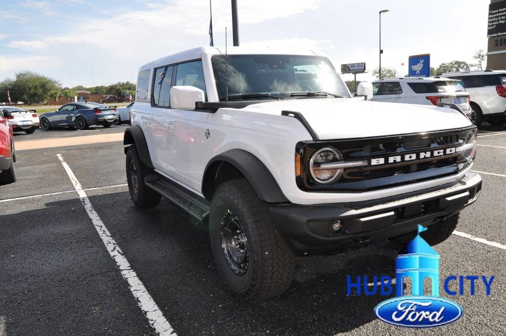 New 2025 Ford Bronco Outer Banks w/ Sasquatch Package image 7