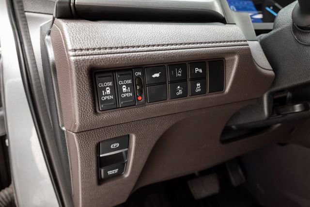 Used 2019 Honda Odyssey Touring image 13