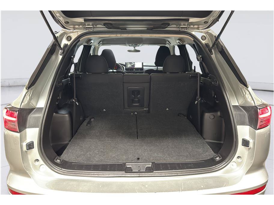 Used 2025 Mitsubishi Outlander ES FWD image 20