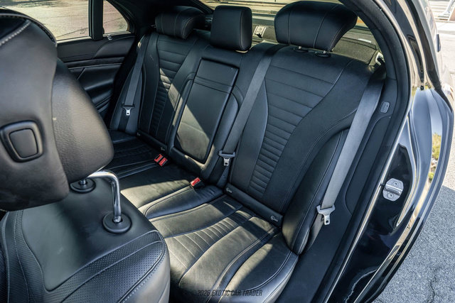 Used 2020 Mercedes-Benz S 560 Sedan image 27
