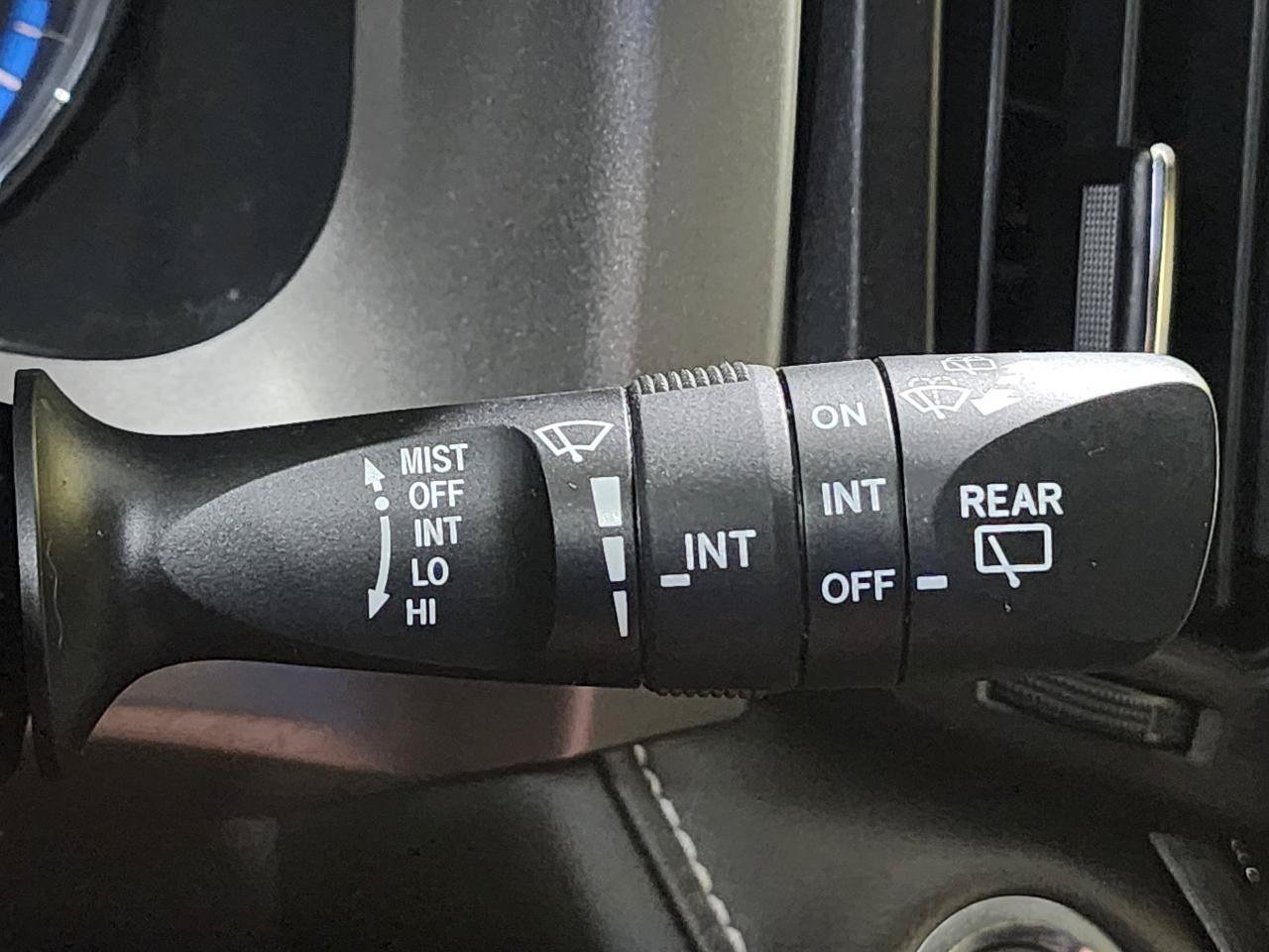 Used 2017 Toyota RAV4 Platinum w/ All Weather Liner Package AWD/4WD image 21