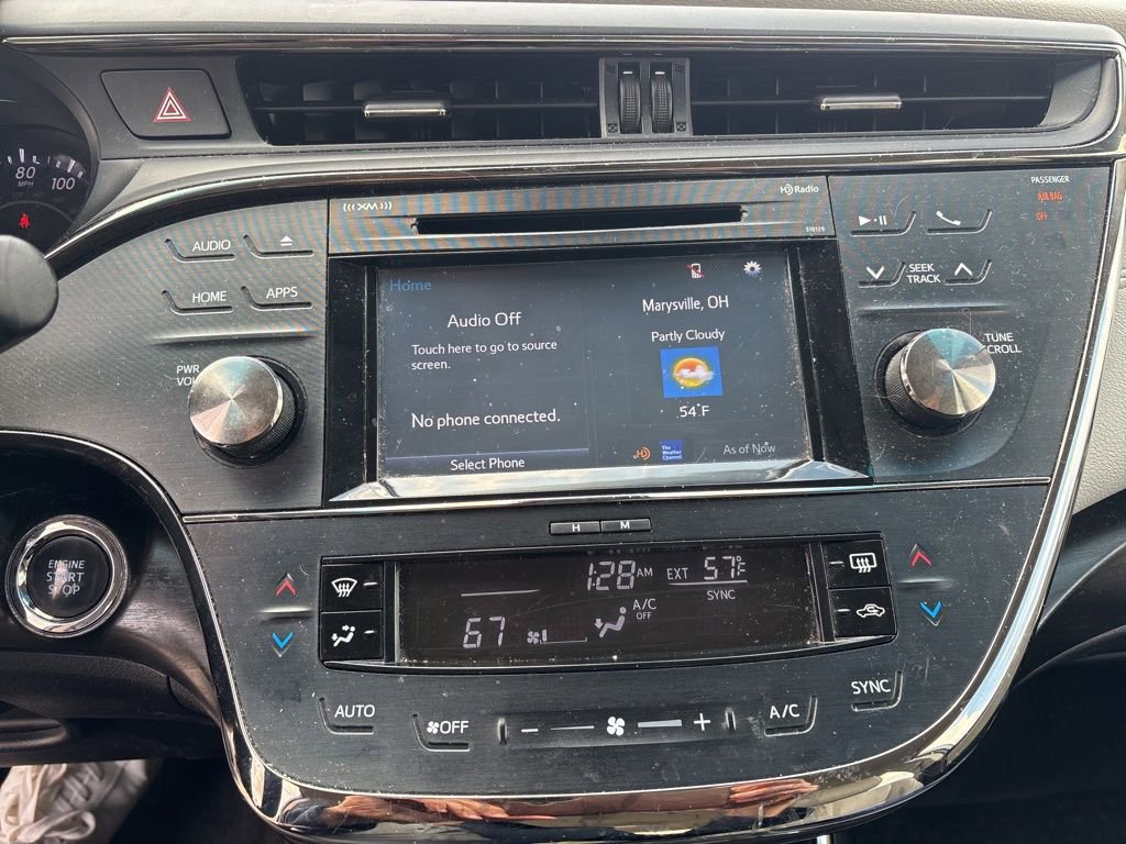 Used 2018 Toyota Avalon XLE w/ All Weather Liner Package image 18