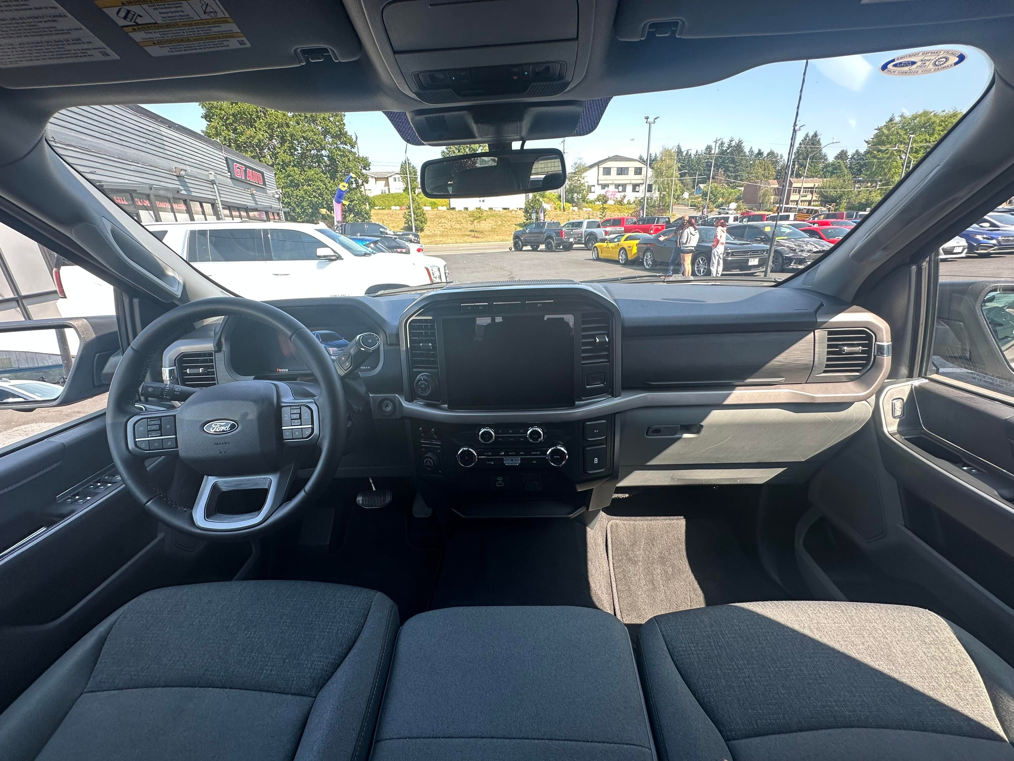 Used 2024 Ford F150 XLT w/ Tow/Haul Package image 9