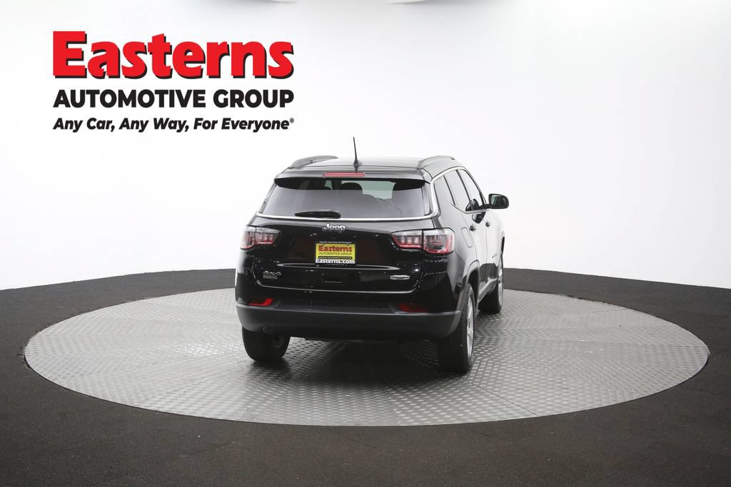 Used 2018 Jeep Compass Latitude w/ Popular Equipment Group AWD/4WD image 39