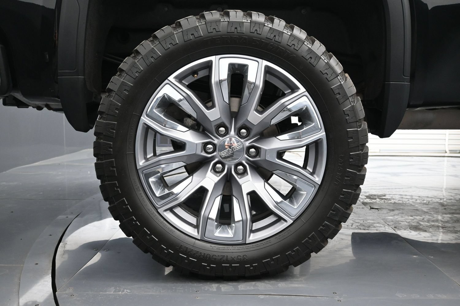 Used 2024 GMC Sierra 1500 Denali w/ Denali Reserve Package AWD/4WD image 18