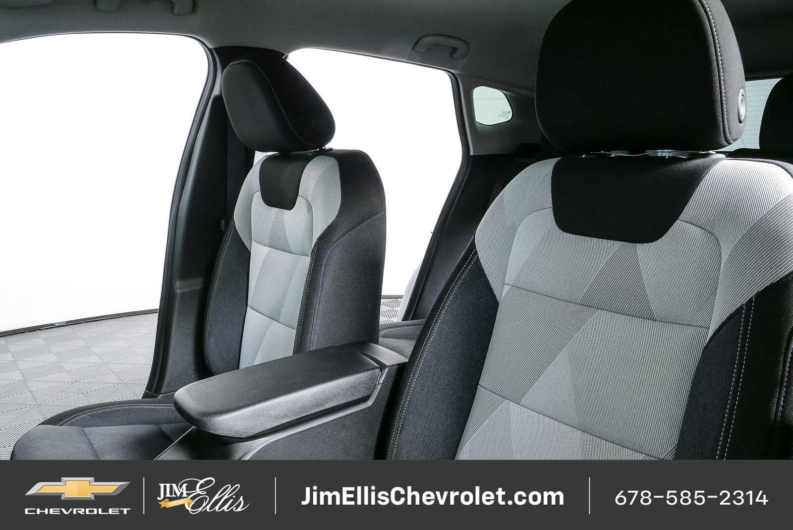 New 2026 Chevrolet Trax LS w/ LS Convenience Package FWD image 5