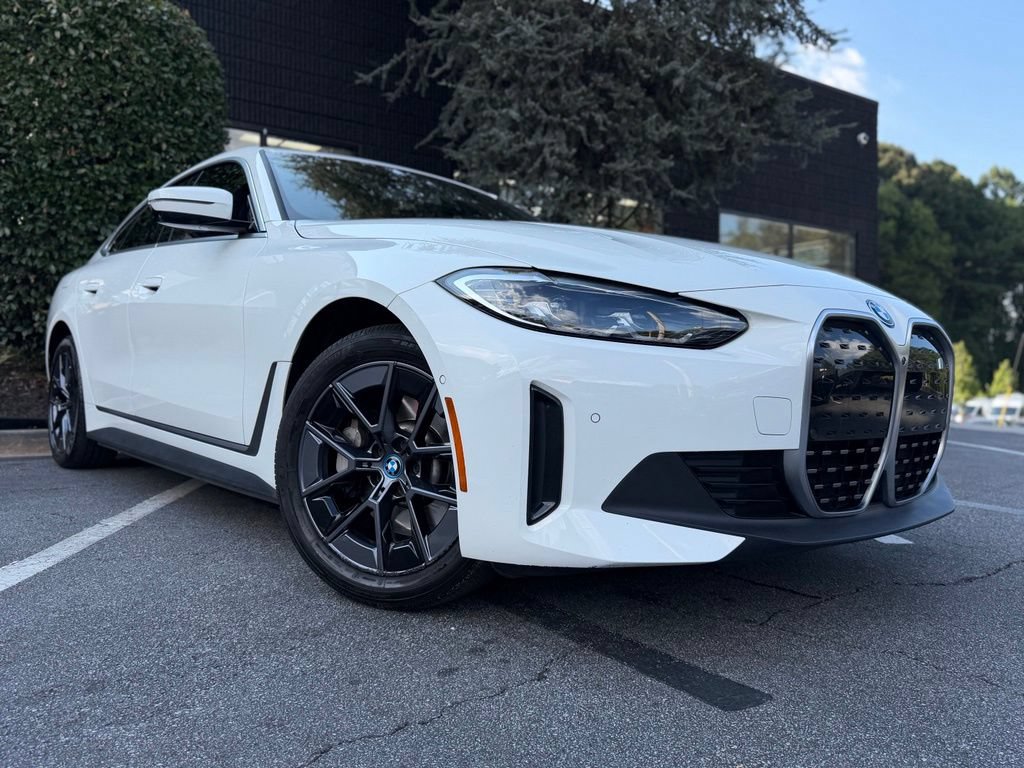 Used 2024 BMW i4 eDrive40 w/ Premium Package RWD image 7