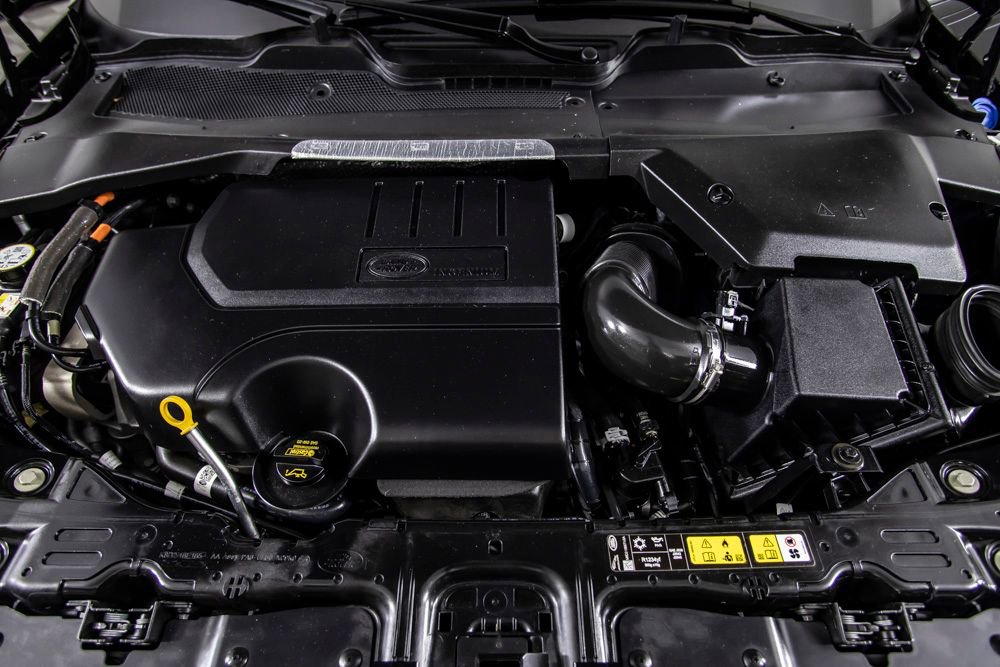Used 2023 Land Rover Range Rover Evoque SE image 45