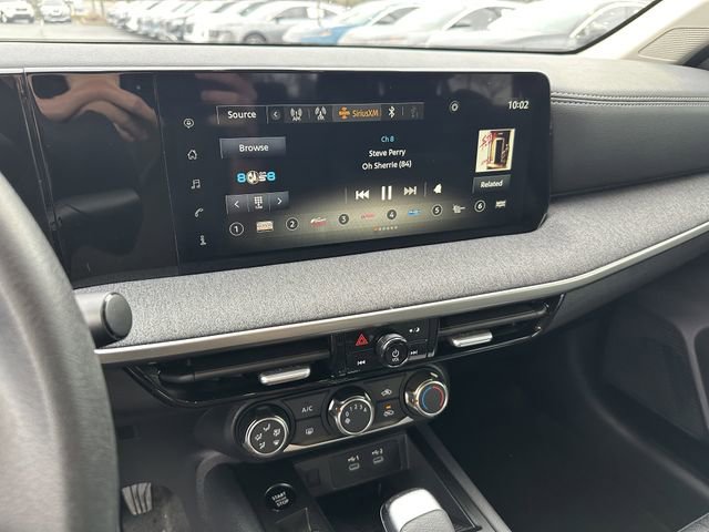 Certified 2025 Nissan Kicks SV image 29