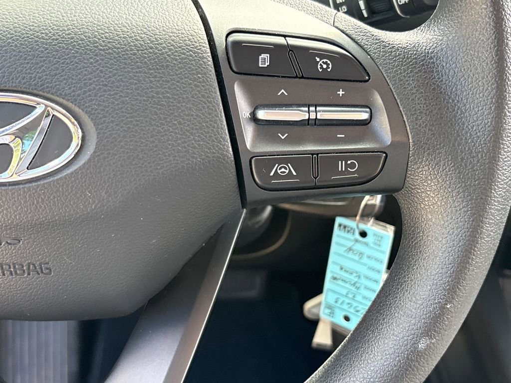 Used 2023 Hyundai Kona SE AWD/4WD image 20