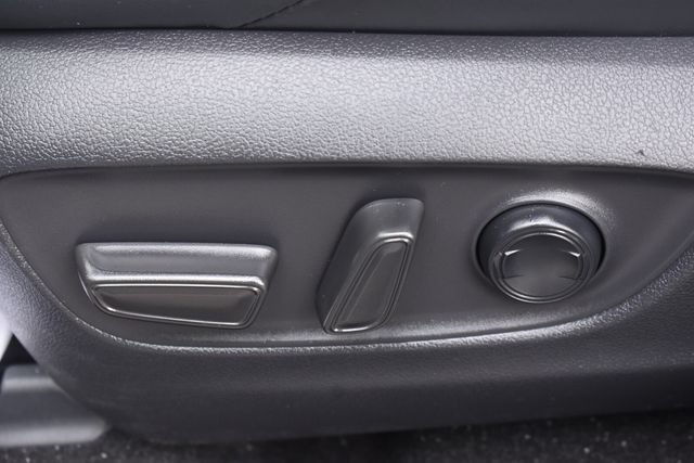 Used 2019 Toyota RAV4 XSE w/ XSE Weather Package AWD/4WD image 22