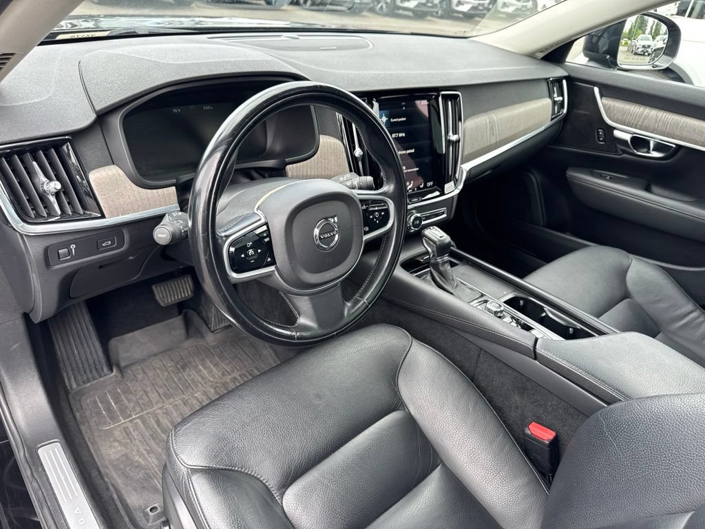 Used 2021 Volvo V90 T6 Cross Country w/ Protection Package Premier AWD/4WD image 12