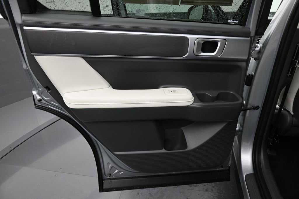 Used 2026 Hyundai Santa Fe SEL FWD image 28