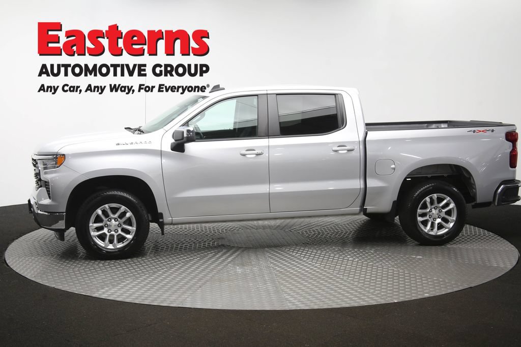 Used 2022 Chevrolet Silverado 1500 LT AWD/4WD image 61