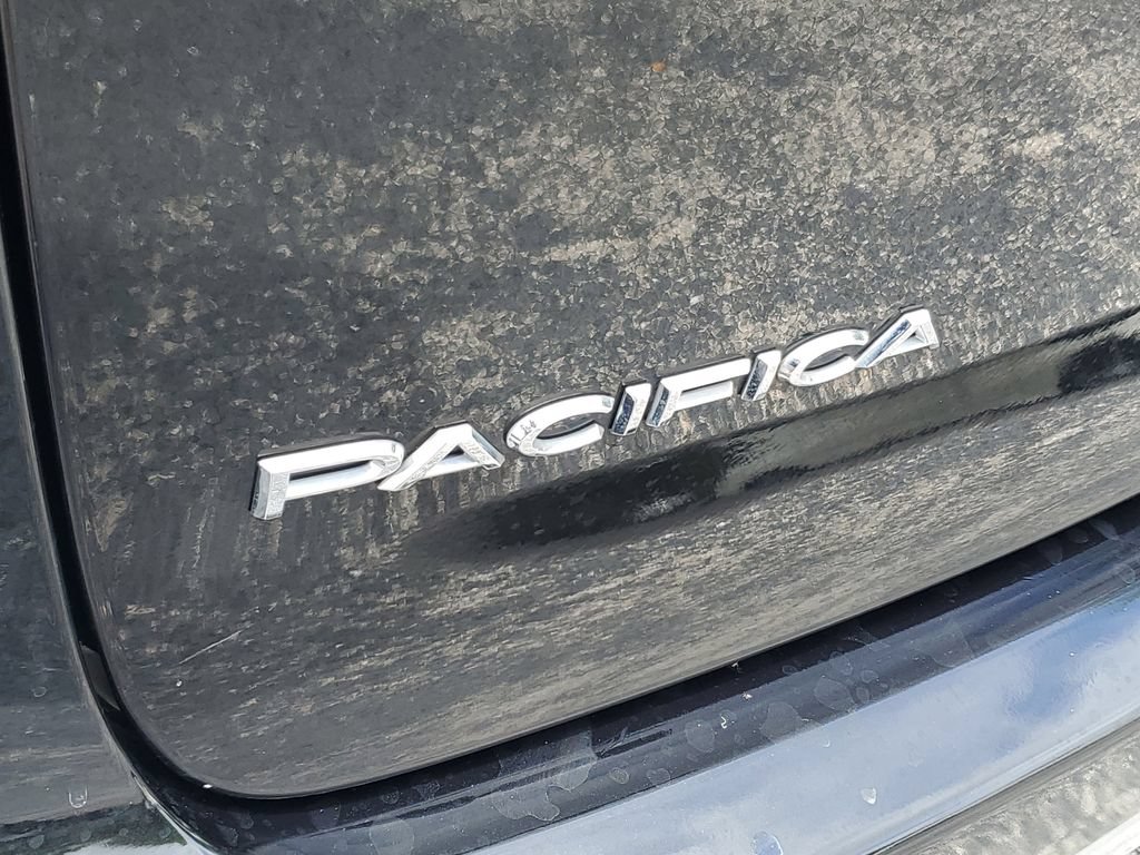 Used 2019 Chrysler Pacifica Limited FWD image 8