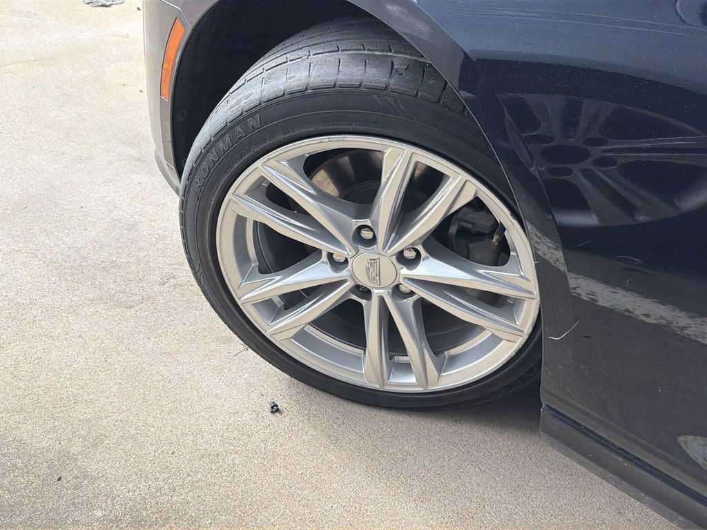 Used 2021 Cadillac CT4 Luxury RWD image 5