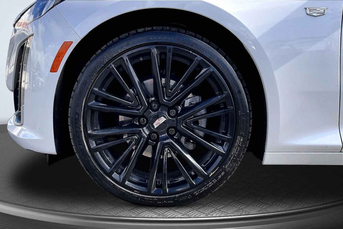 Used 2021 Cadillac CT5 Luxury w/ Sun And Sound Package AWD/4WD image 9