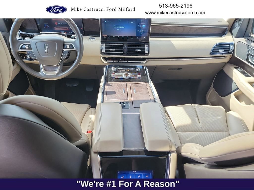 Used 2024 Lincoln Navigator Premiere AWD/4WD image 10
