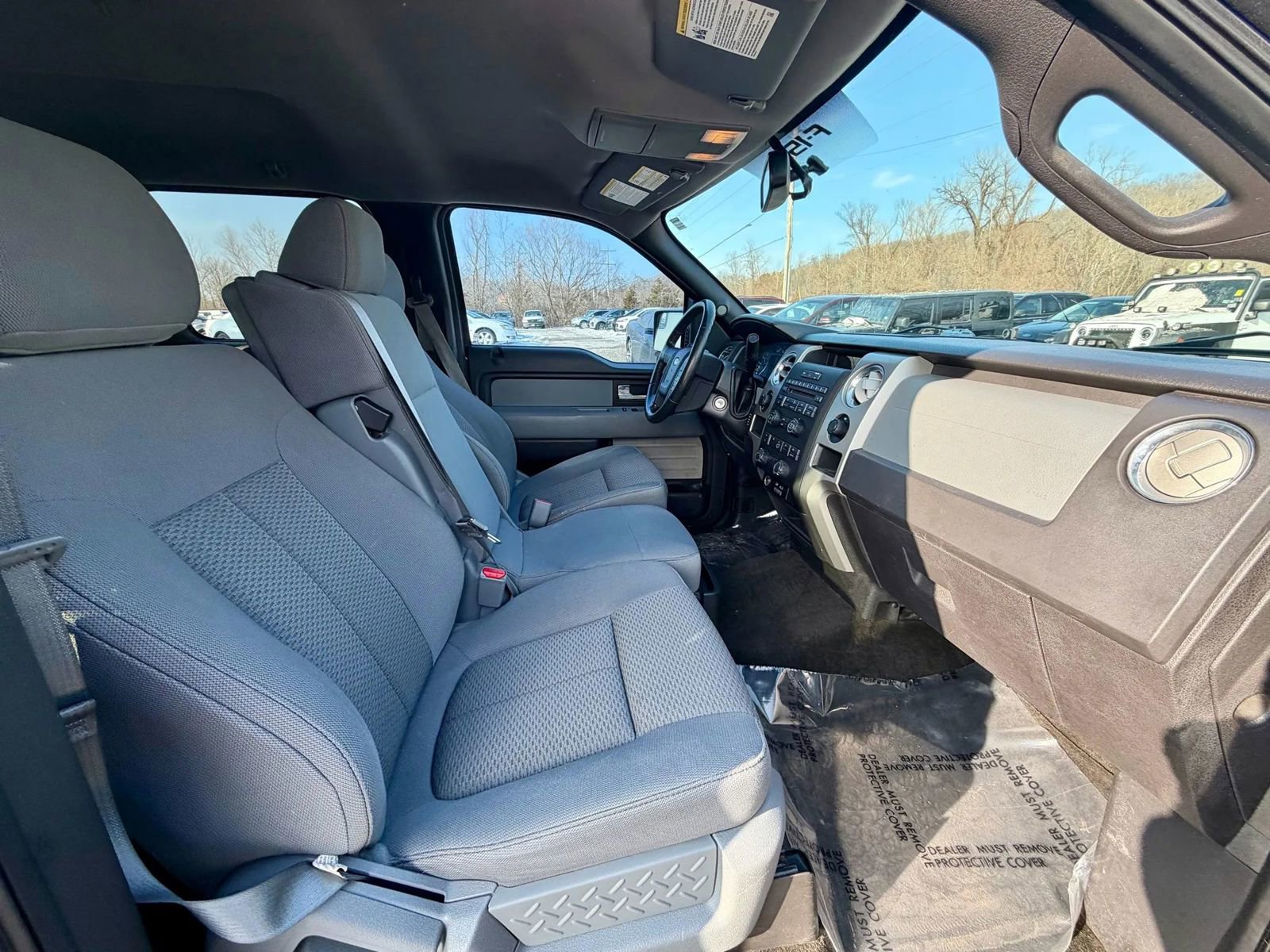 Used 2012 Ford F150 XLT w/ XLT Chrome Pkg image 16