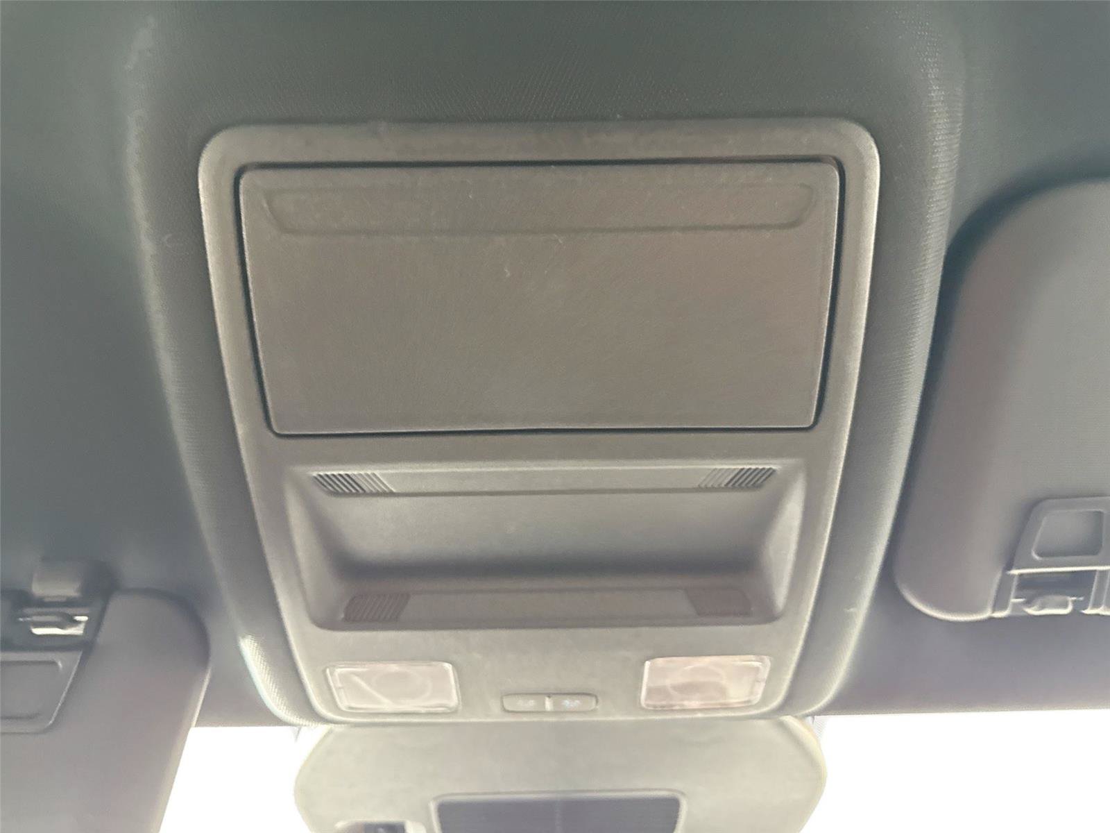 Used 2025 Ford Escape ST-Line FWD image 6