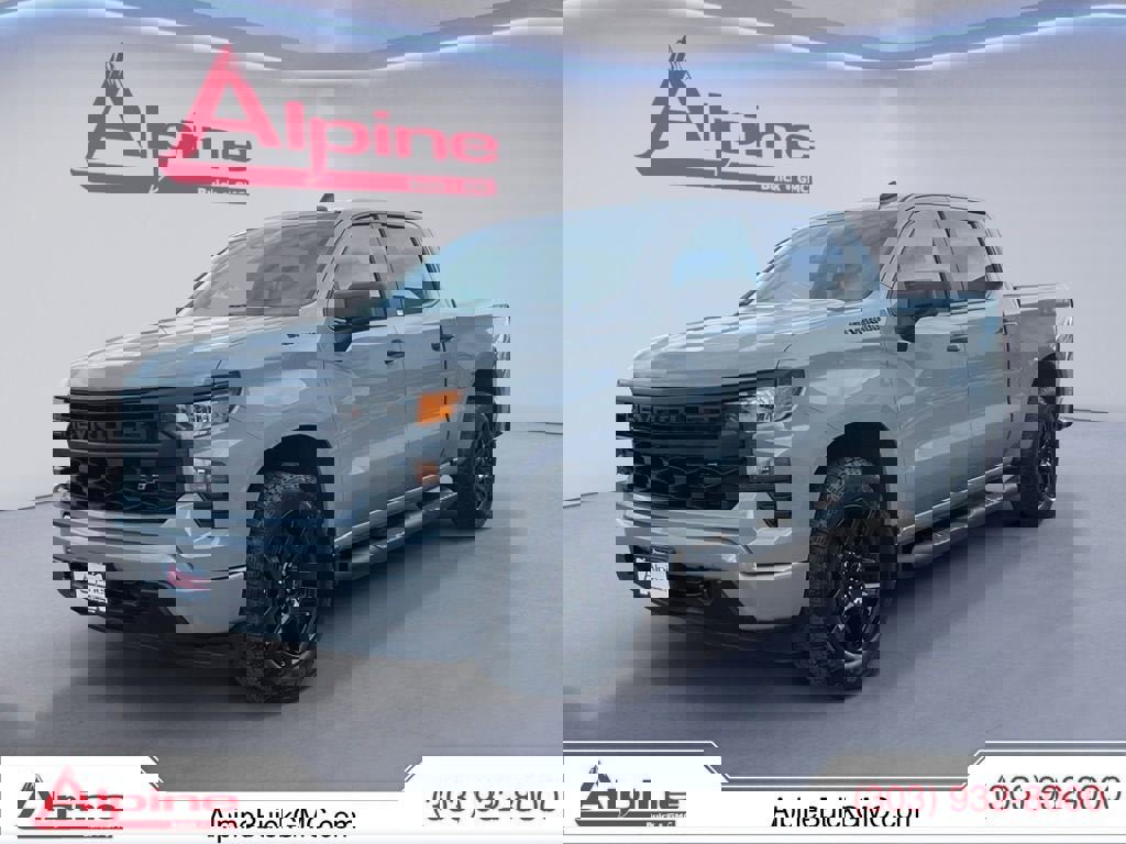 Used 2024 Chevrolet Silverado 1500 Custom image 1