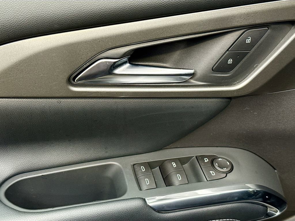 New 2026 Chevrolet Traverse LT w/ Driver Confidence Package image 18