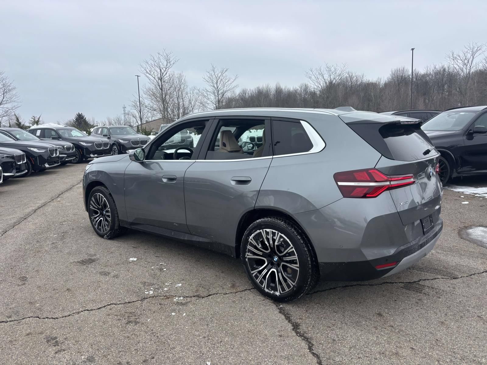 New 2026 BMW X3 xDrive30 w/ Premium Package AWD/4WD image 5