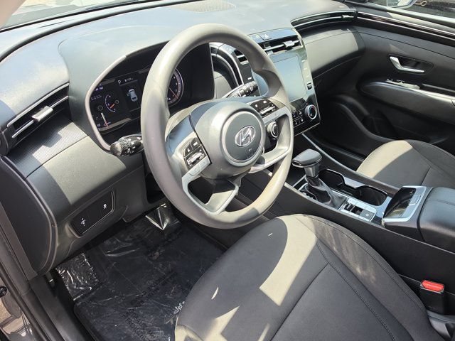 Used 2023 Hyundai Tucson SE FWD image 19