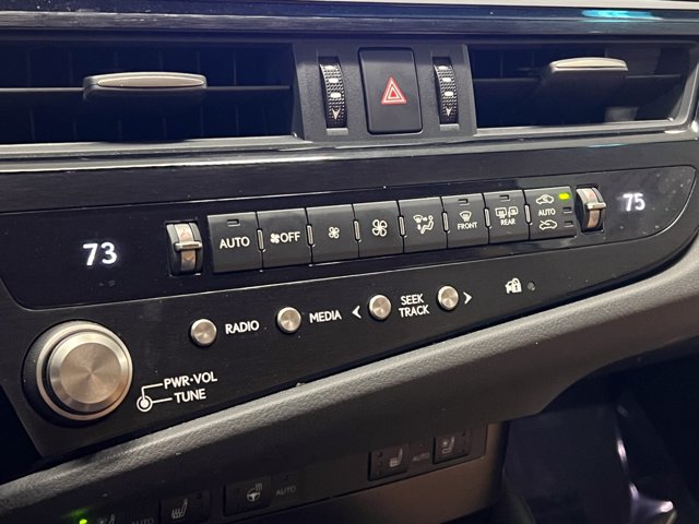 Certified 2024 Lexus ES 350 w/ Premium Package FWD image 20