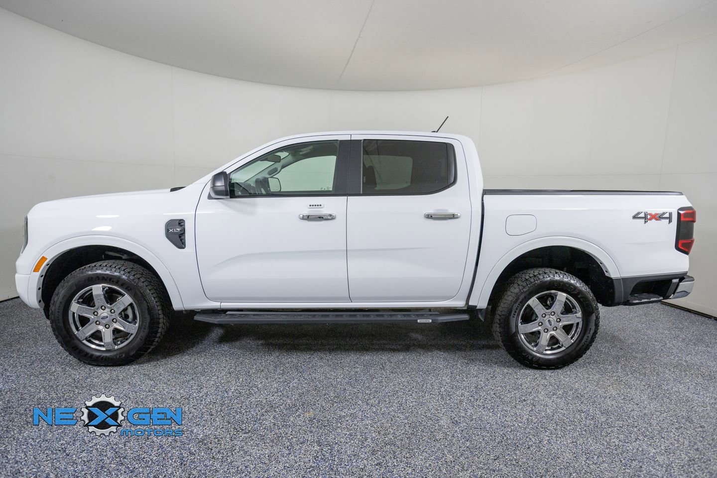 Used 2024 Ford Ranger XLT w/ Trailer Tow Package AWD/4WD image 4
