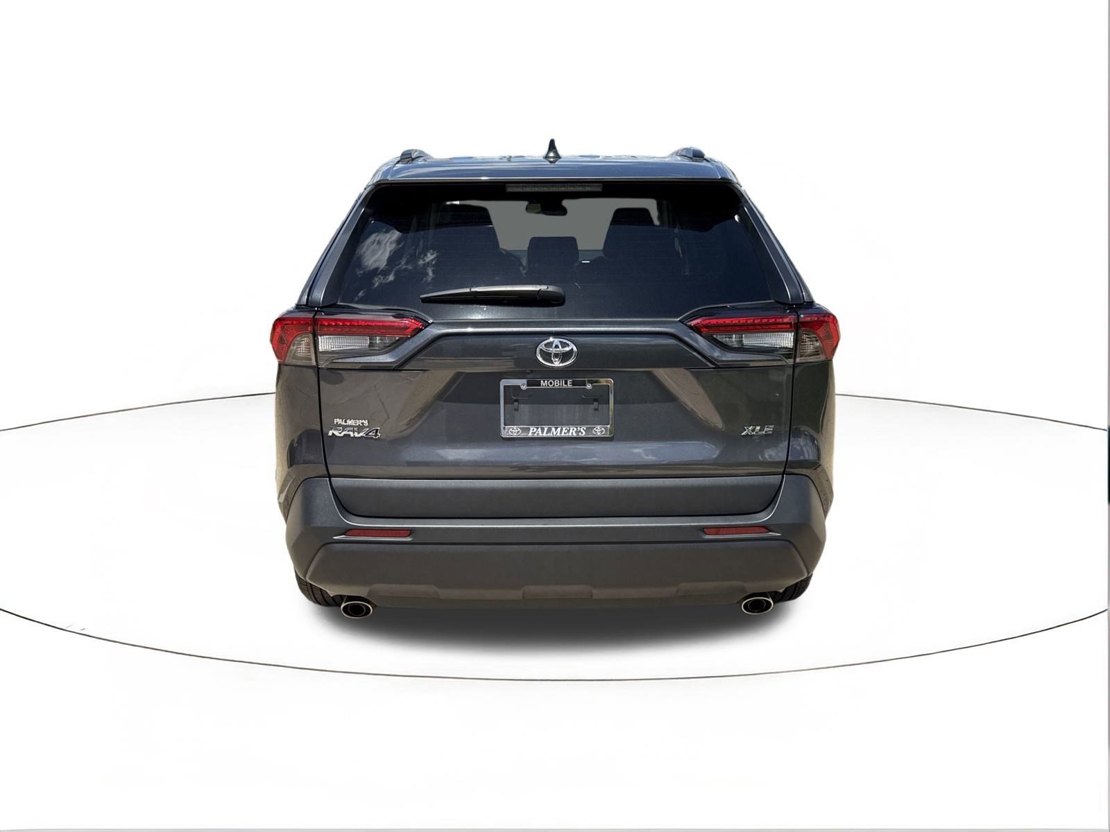 Used 2024 Toyota RAV4 XLE image 4