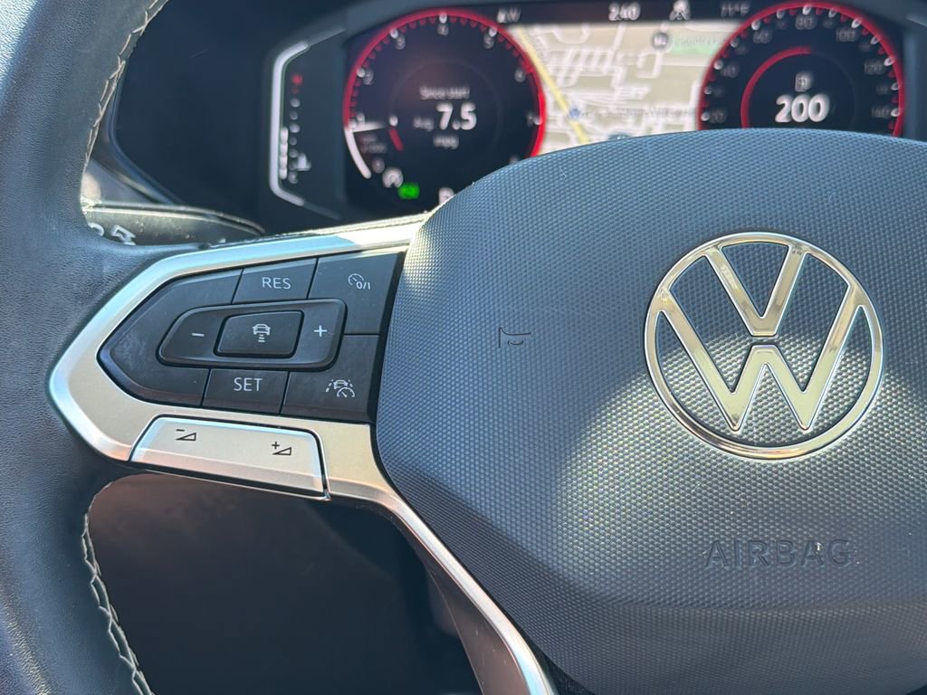 Certified 2023 Volkswagen Taos SEL AWD/4WD image 13